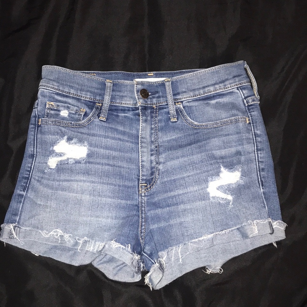 Women’s Abercrombie & Fitch high waisted shorts